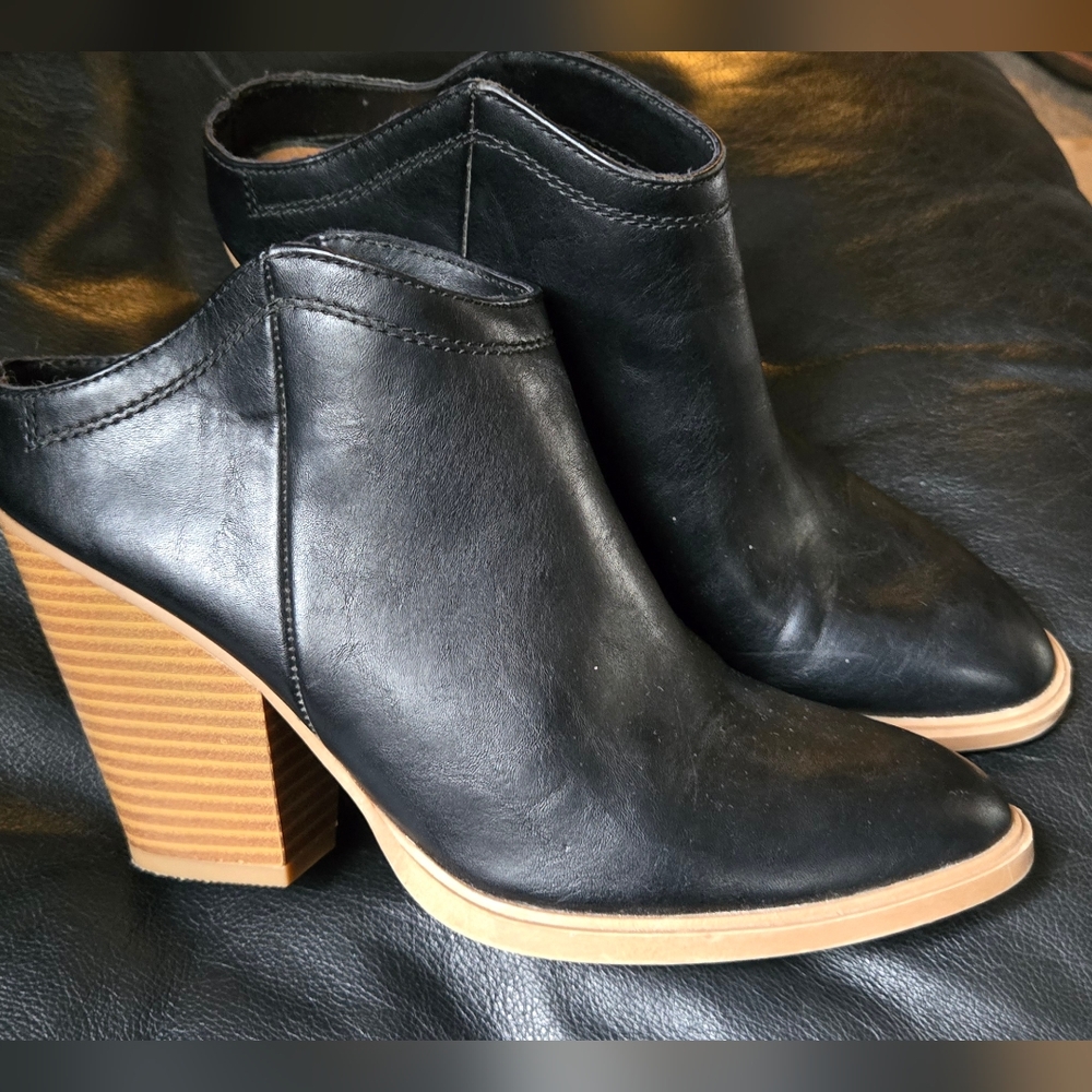 DV for Target like NEW Black Leather Ankle Boots sz7 - Picture 2 of 9